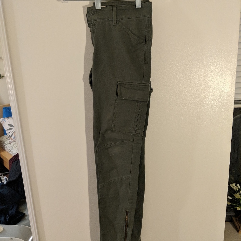 Super skinny cargo pants